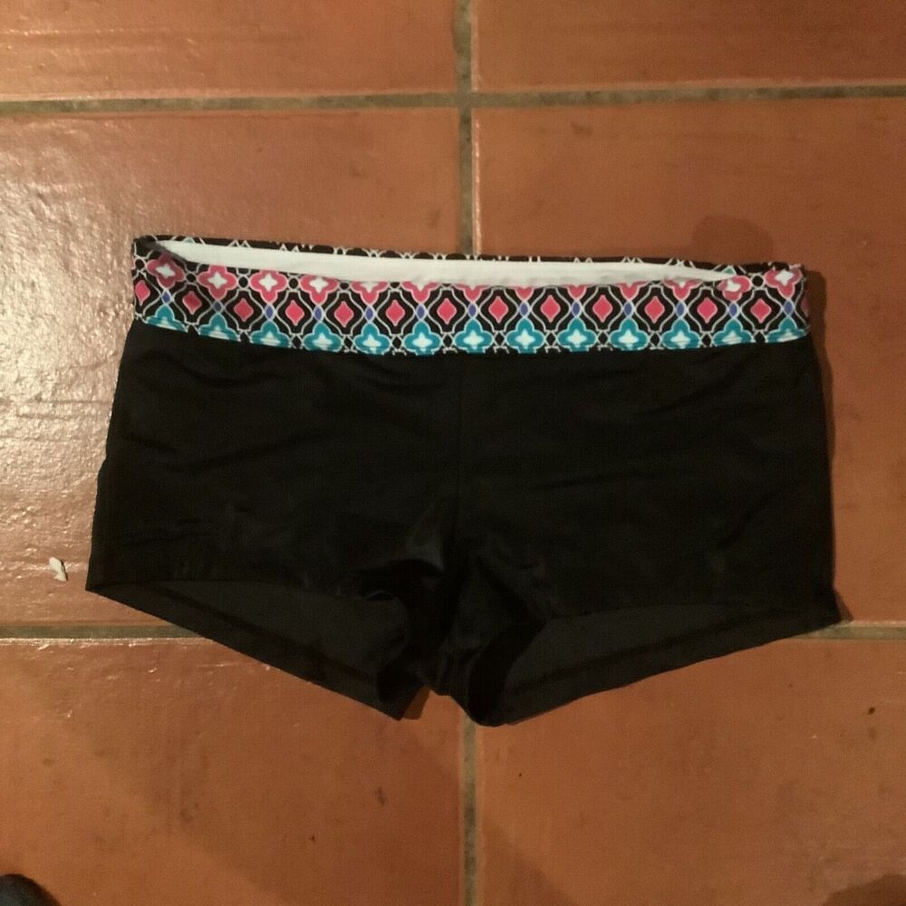 South Point Swimsuit Black Bottoms Boyshorts/Hipster Shorts 12